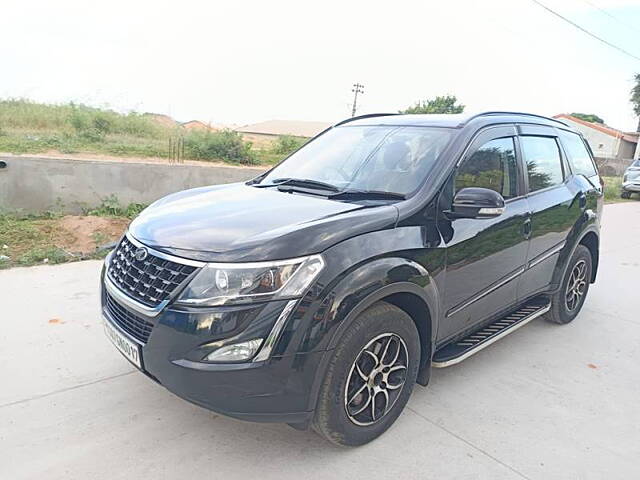 Used Mahindra XUV500 W7 AT [2018-2020] in Hyderabad