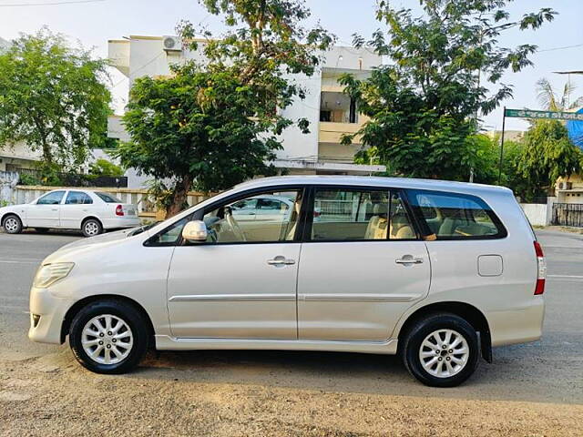 Used Toyota Innova [2013-2014] 2.5 VX 8 STR BS-III in Ahmedabad