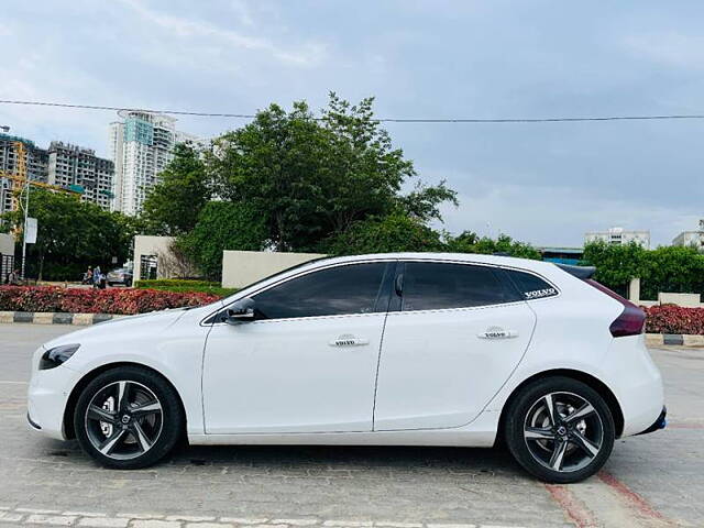 Used Volvo V40 [2016-2019] D3 R-Design in Bangalore