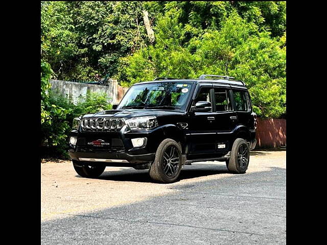 Used Mahindra Scorpio 2021 S9 in Delhi