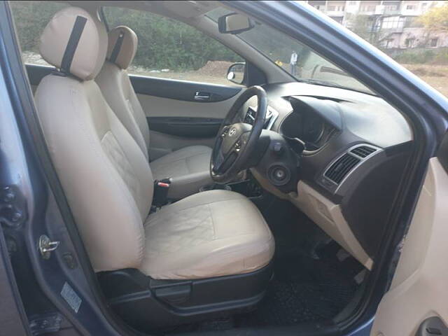 Used Hyundai i20 [2008-2010] Sportz 1.4 CRDI 6 Speed (O) in Kolhapur