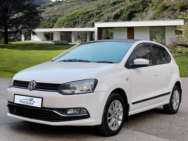 Used Volkswagen Polo [2014-2015] Highline1.2L (P) in Delhi