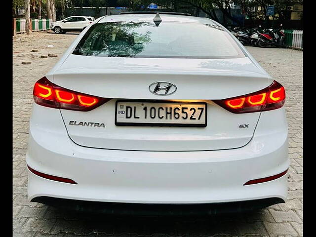 Used Hyundai Elantra SX (O) 2.0 AT in Delhi