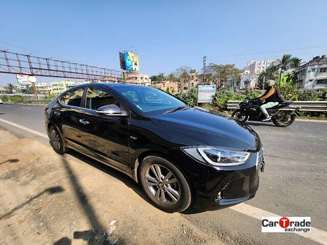 Used Hyundai Elantra SX (O) 2.0 AT in Kolkata