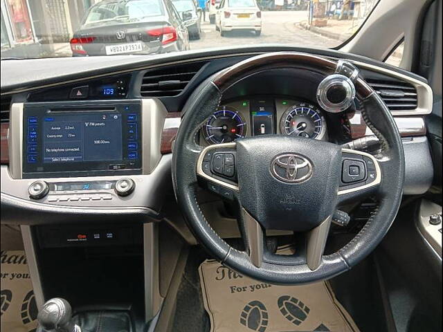 Used Toyota Innova Crysta [2016-2020] 2.4 V Diesel in Kolkata