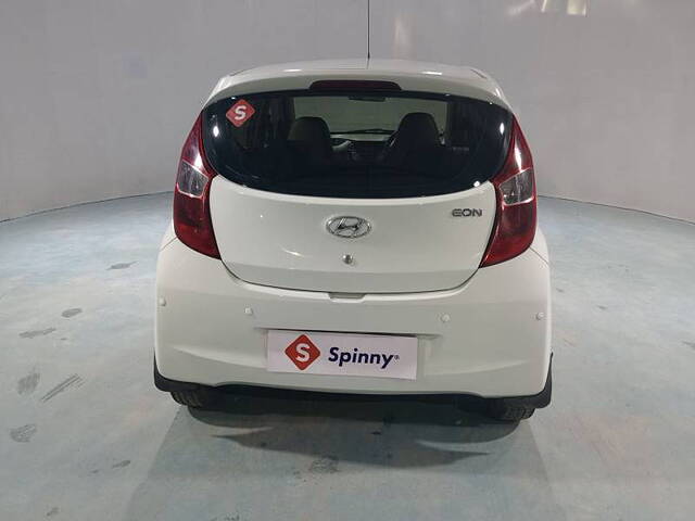 Used Hyundai Eon Magna + in Kochi