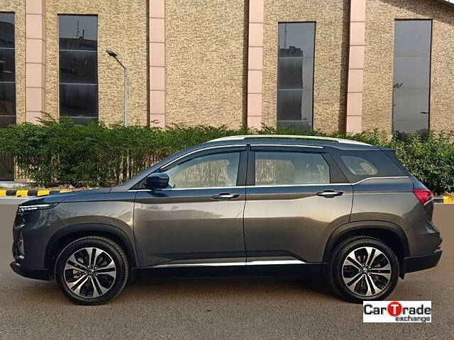 Used MG Hector Plus Sharp 2.0 Diesel Turbo MT 6-STR in Delhi