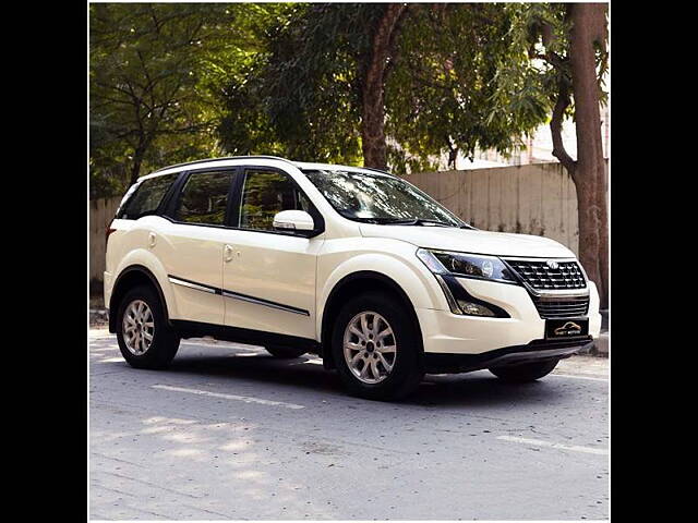 Used 2019 Mahindra XUV500 in Delhi