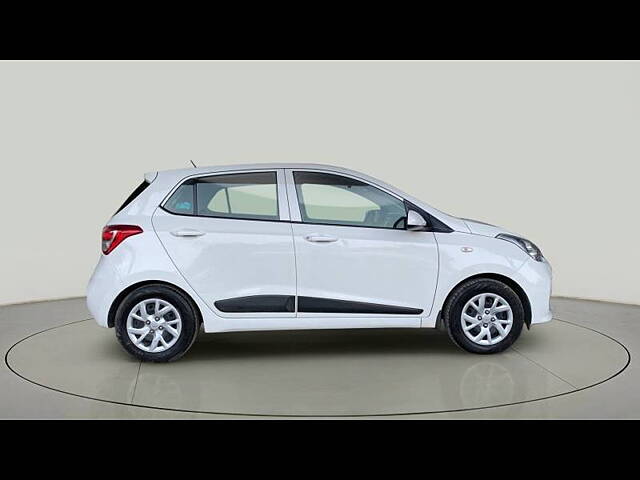 Used Hyundai Grand i10 [2013-2017] Sportz 1.2 Kappa VTVT [2016-2017] in Ahmedabad