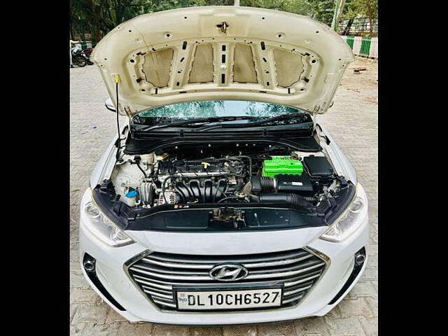 Used Hyundai Elantra SX (O) 2.0 AT in Delhi