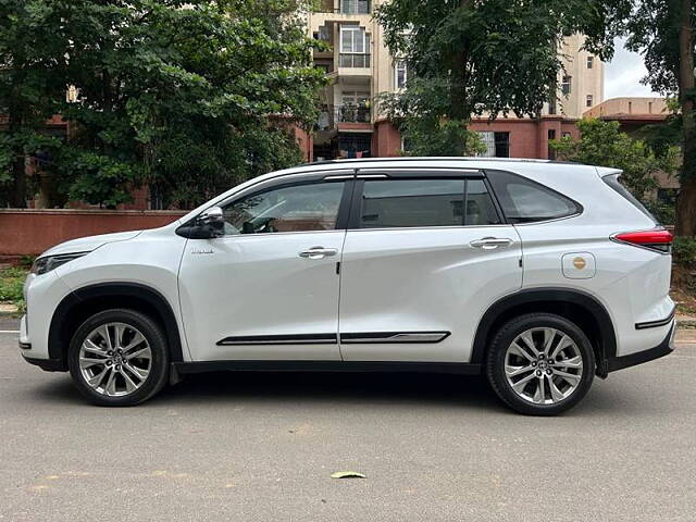 Used Toyota Innova Hycross ZX Hybrid 7 STR in Bangalore