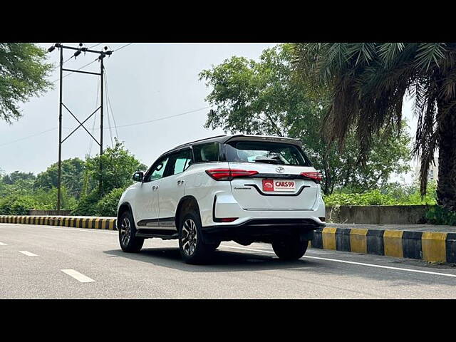 Used Toyota Fortuner Legender 2.8 4X2 AT in Noida