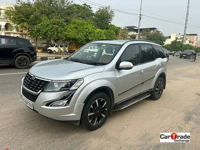 Used Mahindra XUV500 W11 in Jaipur