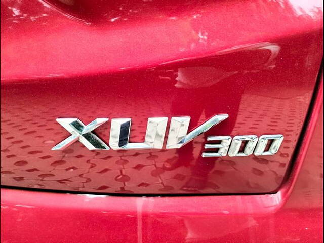 Used Mahindra XUV300 [2019-2024] W8 (O) 1.5 Diesel [2020] in Kolkata