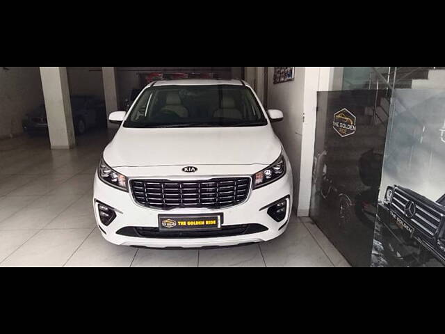 Used 2020 Kia Carnival in Mohali