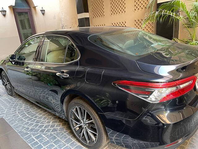 Used Toyota Camry Hybrid in Delhi