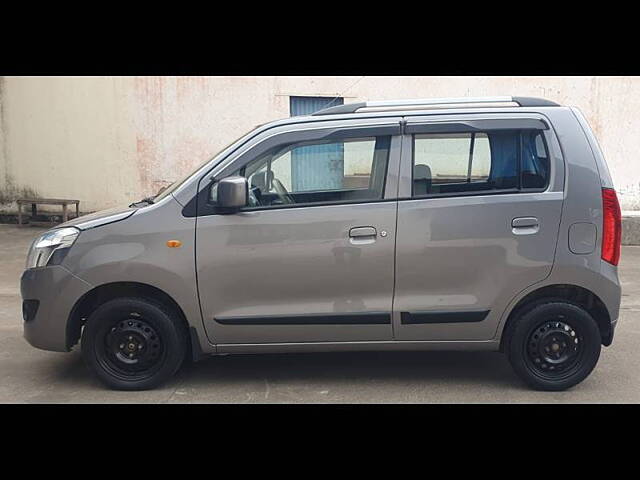 Used Maruti Suzuki Wagon R 1.0 [2014-2019] VXI in Kolhapur