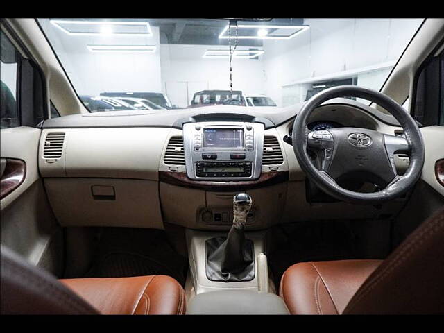 Used Toyota Innova [2013-2014] 2.5 ZX 7 STR BS-III in Hyderabad