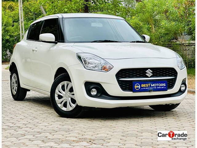 Used Maruti Suzuki Swift [2021-2024] VXi AMT in Ahmedabad