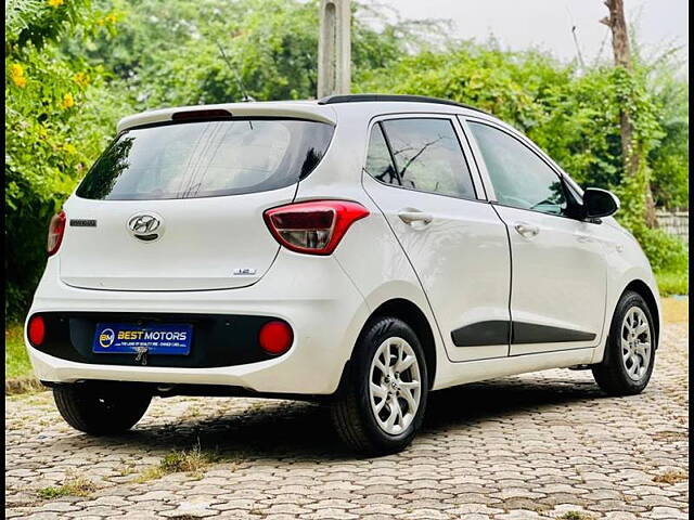 Used Hyundai Grand i10 Magna 1.2 Kappa VTVT CNG [2019-2020] in Ahmedabad