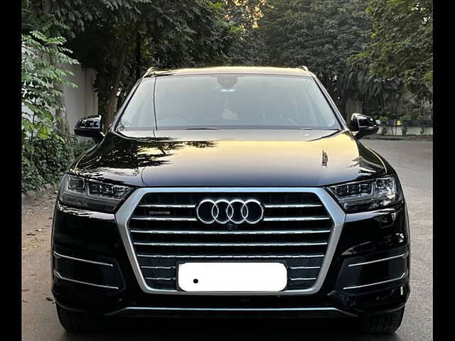 Used 2017 Audi Q7 in Surat