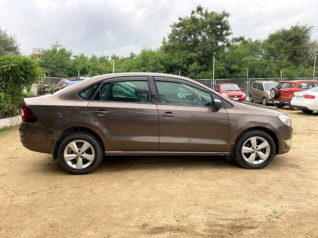 Used Skoda Rapid Ambition 1.5 TDI AT in Hyderabad