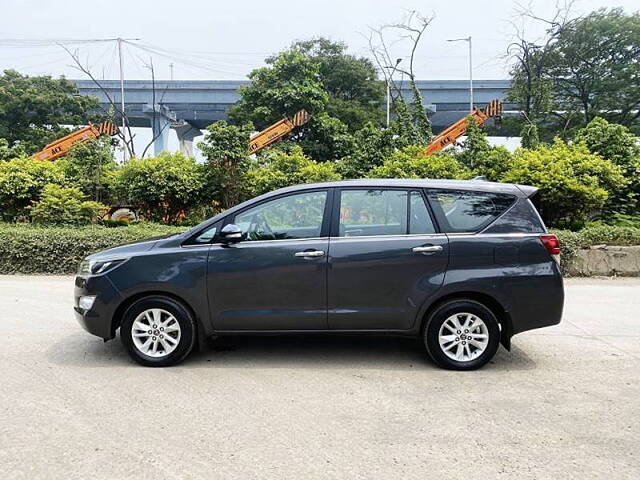 Used Toyota Innova Crysta [2016-2020] 2.4 V Diesel in Mumbai