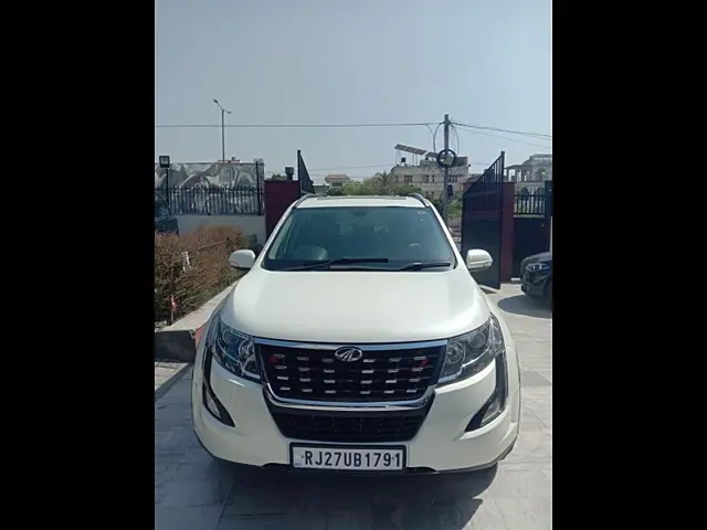 Used 2019 Mahindra XUV500 in Jaipur