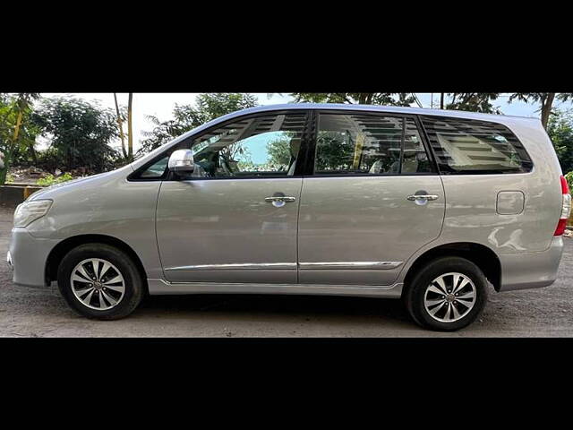 Used Toyota Innova [2013-2014] 2.5 VX 7 STR BS-III in Mumbai