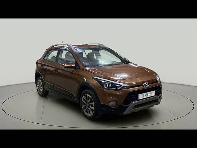 Used 2016 Hyundai i20 Active in Mumbai