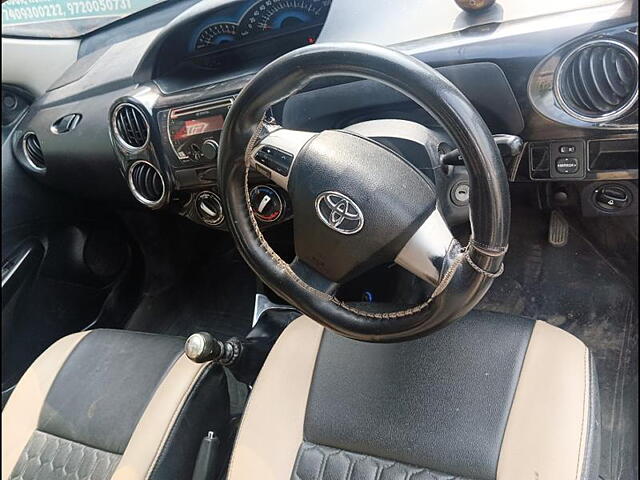 Used 2015 Toyota Etios in Agra