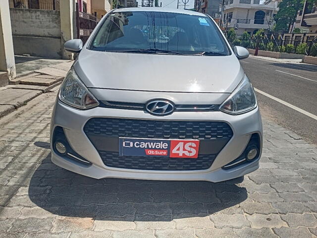 Used 2017 Hyundai Grand i10 in Lucknow