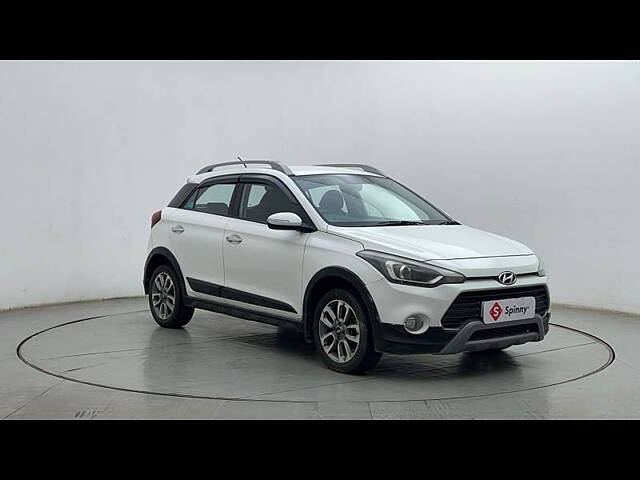 Used Hyundai i20 Active 1.4 SX in Thane