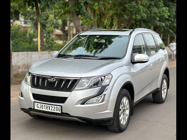 Used Mahindra XUV500 [2015-2018] W10 AT in Ahmedabad