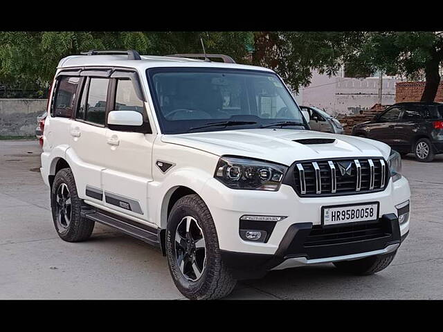 Used Mahindra Scorpio S11 MT 7S in Delhi