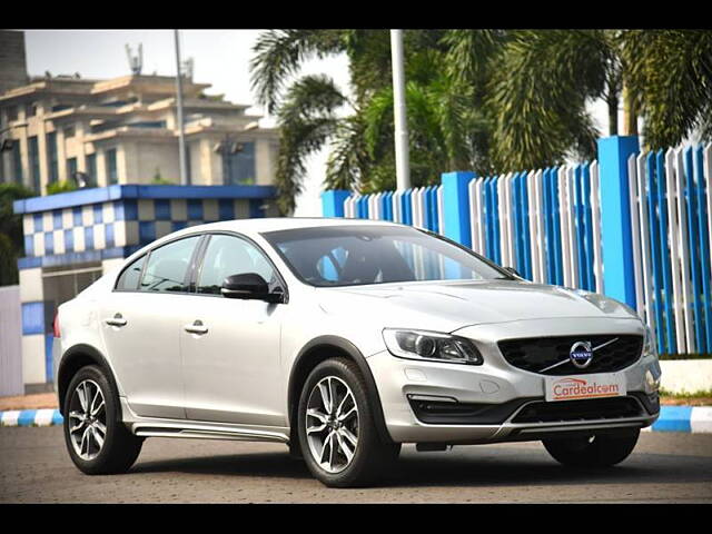 Used Volvo S60 [2015-2020] Cross Country Inscription [2016-2020] in Kolkata