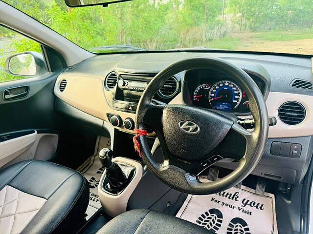 Used Hyundai Grand i10 Magna 1.2 Kappa VTVT in Ahmedabad