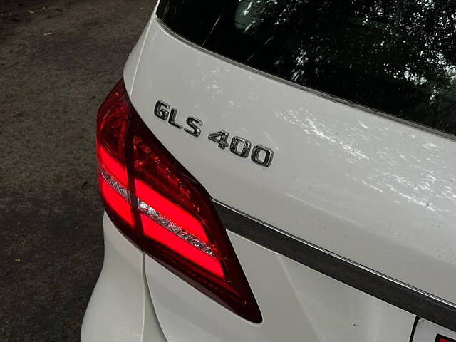 Used Mercedes-Benz GLS [2016-2020] 400 4MATIC in Delhi