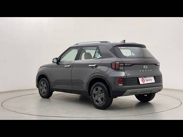 Used Hyundai Venue [2022-2023] SX 1.2 Petrol in Pune