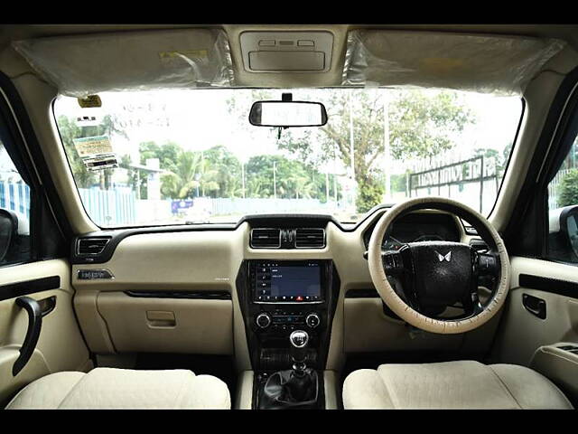 Used Mahindra Scorpio S11 MT 7S in Kolkata