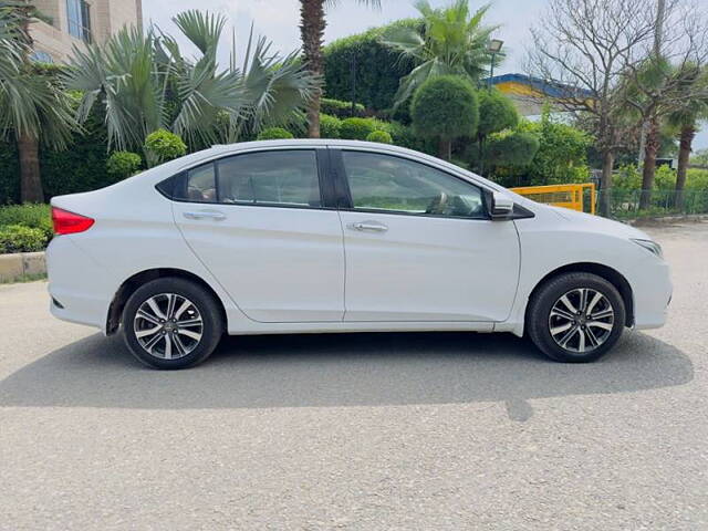 Used Honda City 4th Generation V Petrol [2017-2019] in Delhi