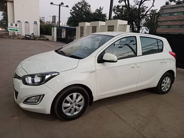 Used Hyundai i20 [2010-2012] Sportz 1.2 BS-IV in Ahmedabad