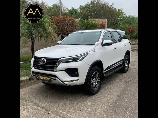 Used Toyota Fortuner [2016-2021] 2.8 4x2 AT [2016-2020] in Delhi