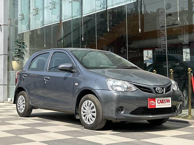 Used 2016 Toyota Etios Liva in Noida