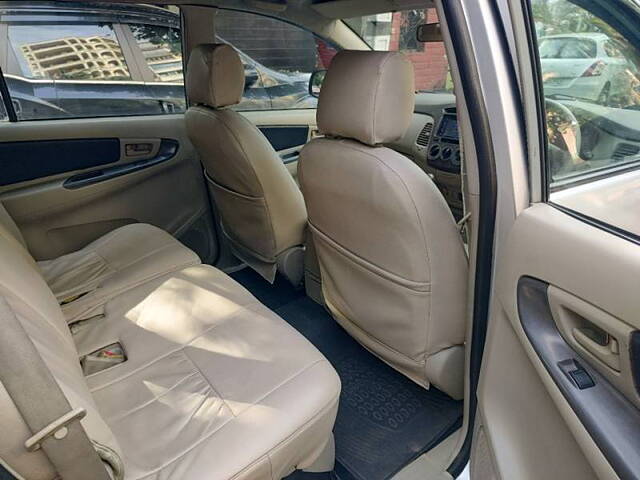 Used Toyota Innova [2005-2009] 2.5 G4 8 STR in Hyderabad