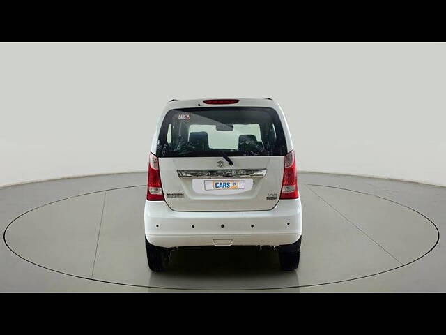 Used Maruti Suzuki Wagon R 1.0 [2014-2019] VXI AMT in Ahmedabad