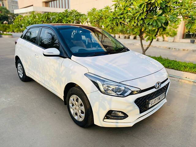 Used Hyundai Elite i20 [2018-2019] Sportz 1.2 in Ahmedabad