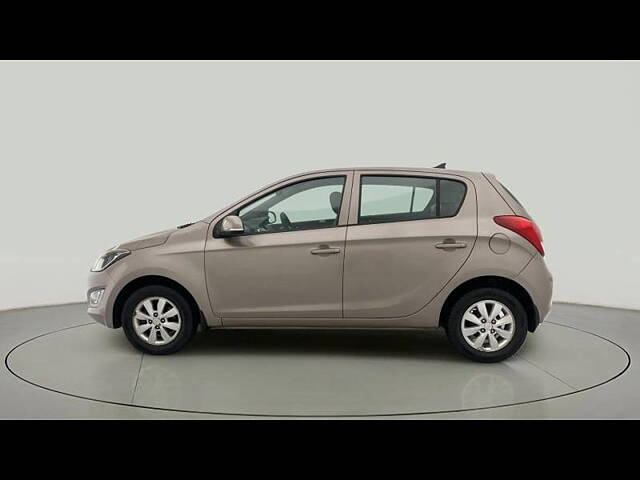 Used Hyundai i20 [2010-2012] Sportz 1.2 BS-IV in Ahmedabad