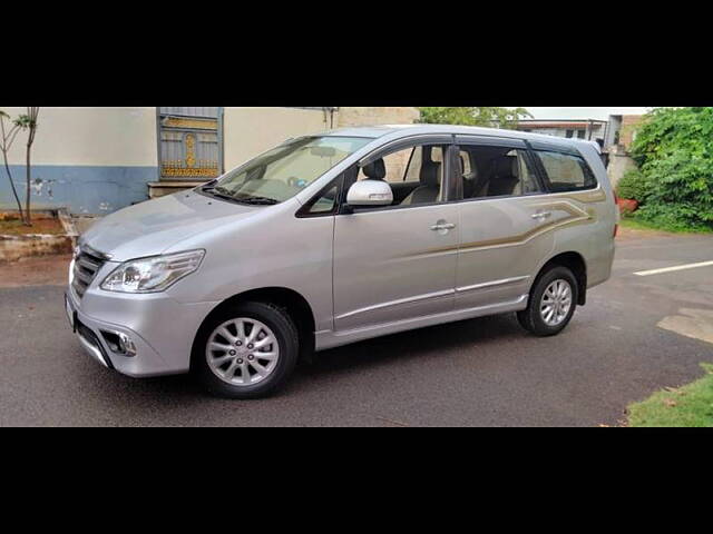 Used Toyota Innova [2013-2014] 2.5 ZX 7 STR BS-IV in Bangalore