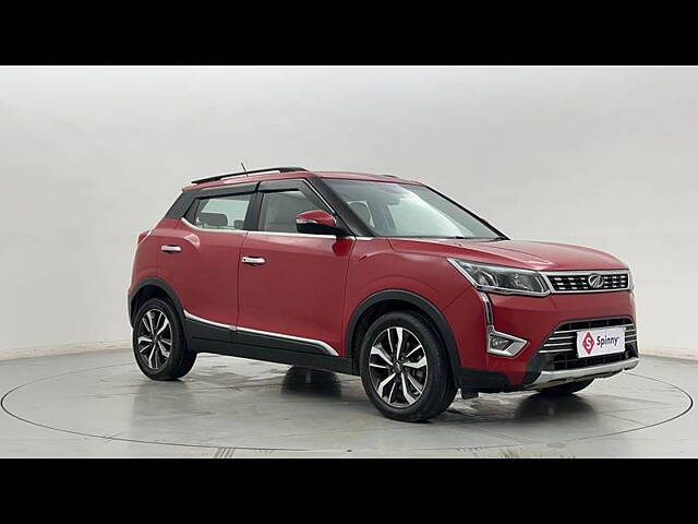 Used Mahindra XUV300 [2019-2024] W8 (O) 1.2 Petrol [2019] in Delhi